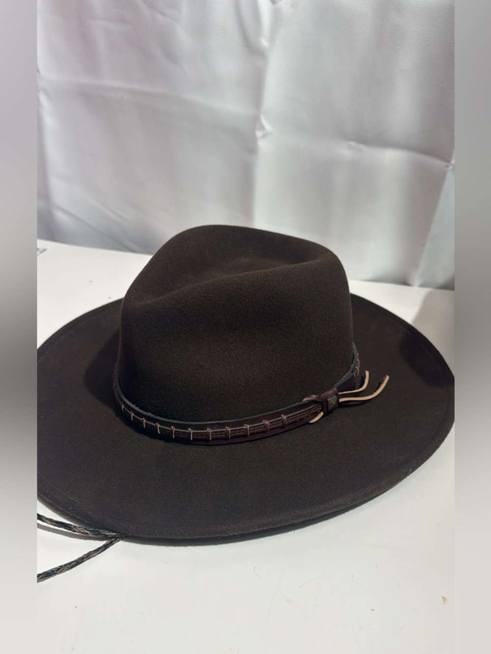 BAILEY FIREHOLE FELT WESTERN HAT in Dark Brown with Leather Band - Picture 2 of 11